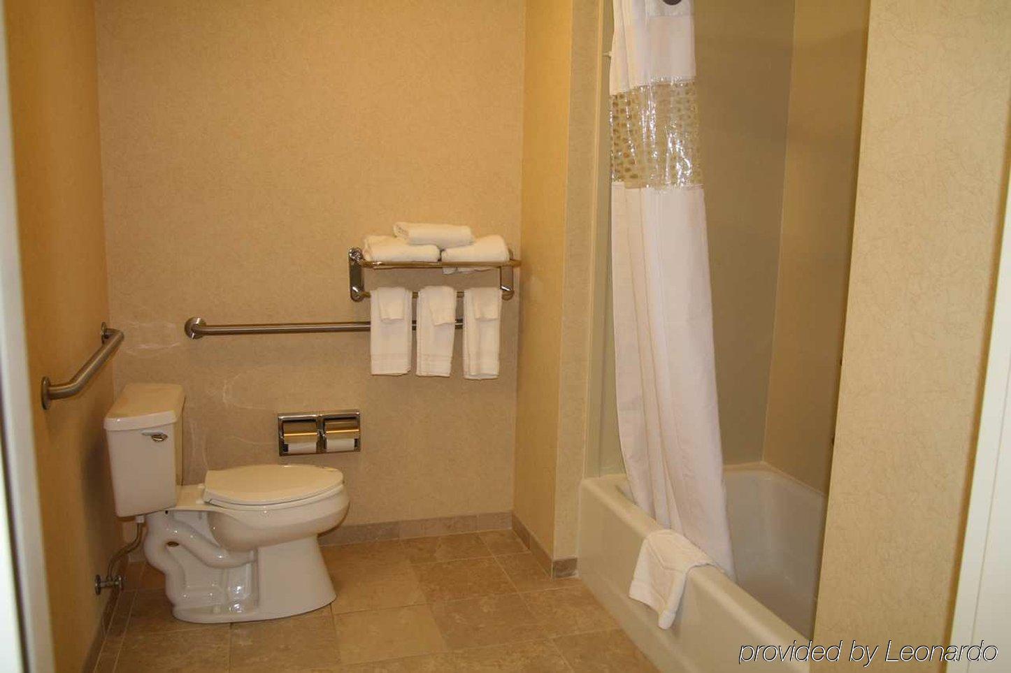Hampton Inn Middletown Room photo