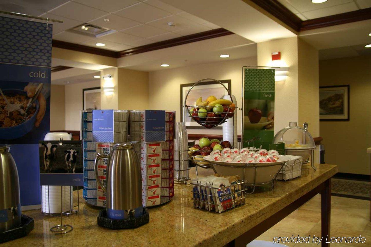 Hampton Inn Middletown Restaurant photo